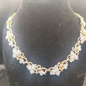 Vintage Sarah Coventry Leaves Necklace